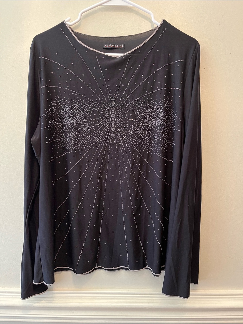 Vintage Y2K Black Long-Sleeve Blouse with butterfly sparkly detail size XL/L